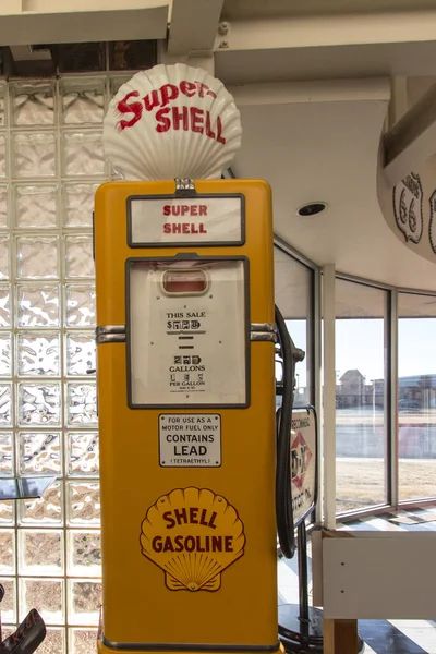 Clinton Oklahoma Usa Februar 2020 Antike Shell Benzinpumpe Mit Glaskugel — Stockfoto