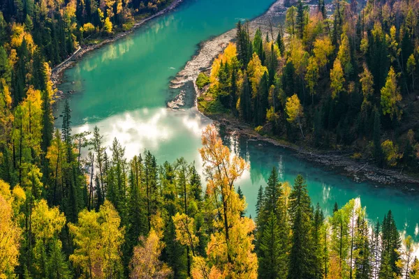 Xinjiang kanas Fluss Mond Bucht Herbst Landschaft — Stockfoto