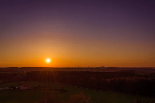 Pôr do sol idílico no verão — Fotografia de Stock