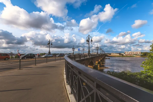 Most Pont de Pierre — Zdjęcie stockowe