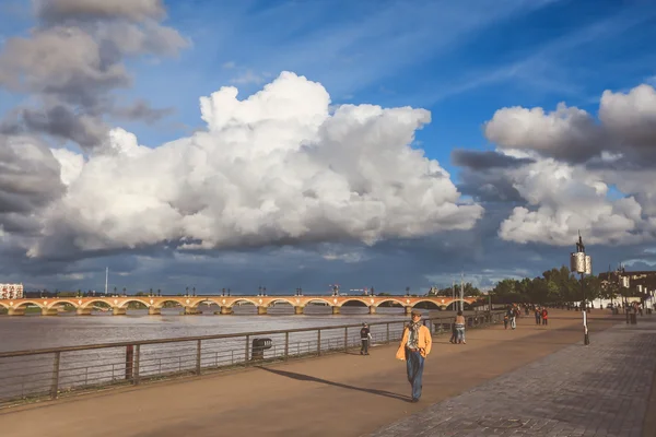 Bordeaux şehrinde sokak sahne — Stok fotoğraf