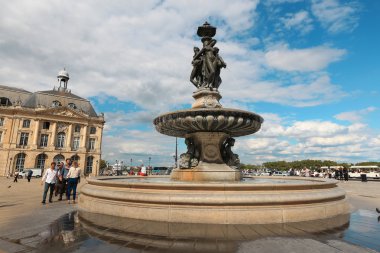 Üç Graces, Bordeaux Çeşmesi