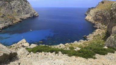 Mallorca Adası'nda mavi okyanus