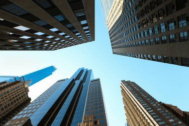 alt manhattan gökdelen, new York'un bakıyor