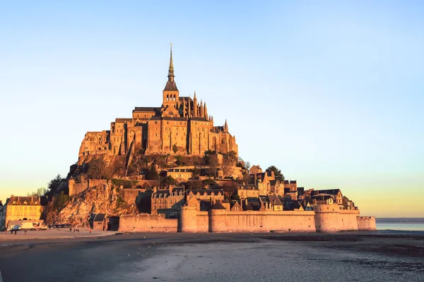 Mont Saint Michel Normandy - Fransa için sabah ışık