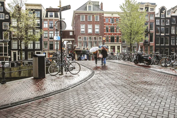 Yağmurlu gün Amsterdam, Hollanda 