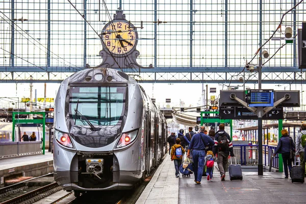  Tren istasyonu Bordeaux-Saint-Jean.
