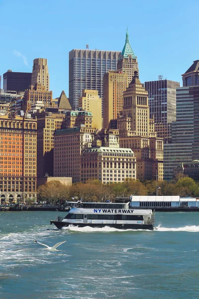 New York Usa April 2016 View Ferry Pier Hudson River — Stock Photo, Image