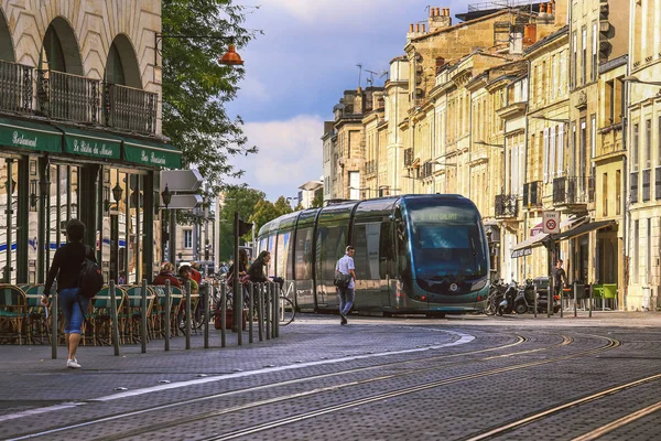 Bordeaux Francia Octubre 2016 Escena Callejera Con Tranvía Burdeos Francia — Foto de Stock