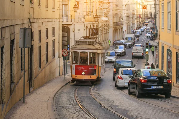 Antiguo Tranvía Tradicional Centro Lisboa Portugal Ciudad Mantuvo Viejo Tranvía — Foto de Stock