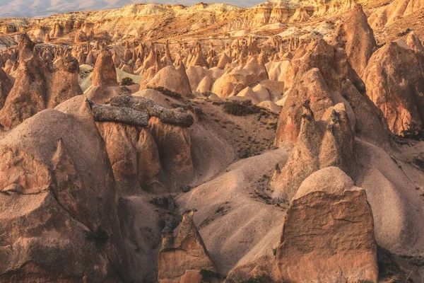 Dolina Piaszczystymi Górami Kapadocji Fantastyczny Krajobraz — Zdjęcie stockowe
