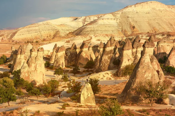 Völgy Cappadocia Homokos Hegyeivel Fantasztikus Táj — Stock Fotó