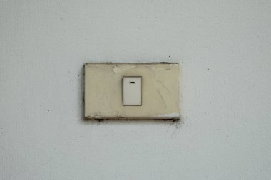beyaz duvar eski ışık geçiş 