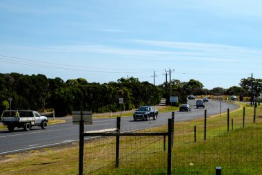 Melbourne. Avustralya - 02 Ocak 2020: Phillip Adası yakınlarındaki karayolu ulaşım sistemi
