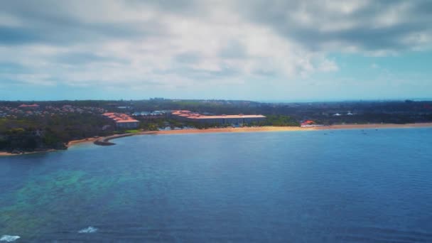 Κάτοψη του παράκτιου ωκεανού του νησιού Μπαλί Ινδονησία 19 — Αρχείο Βίντεο