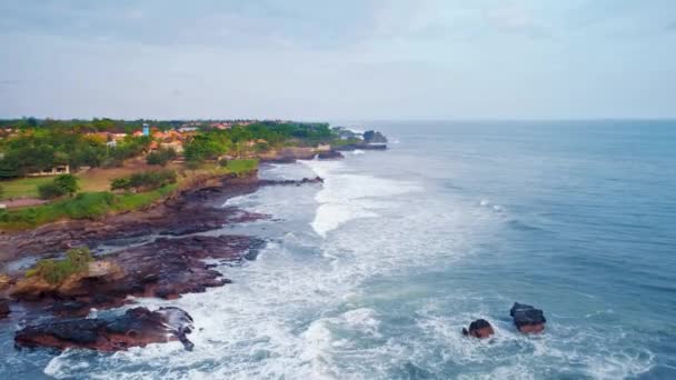 Vue du dessus de l'océan côtier de l'île de Bali Indonésie 51 — Video