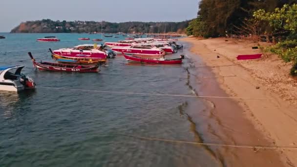 Andamansjön och stränderna i Phuket Thailand 14 — Stockvideo