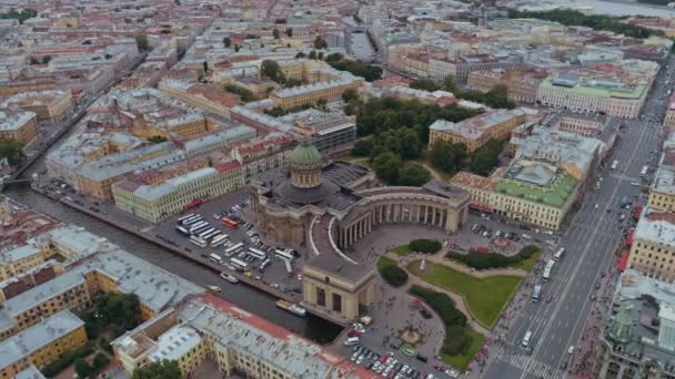 Aerial flight above beautiful Saint-Petersburg Russia 10 — 비디오