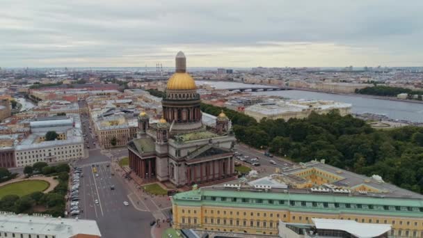 Aerial flight above beautiful Saint-Petersburg Russia 20 — 비디오