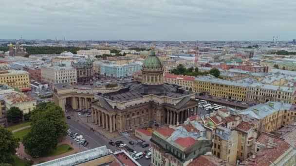 Volo aereo sopra la bellissima San Pietroburgo Russia 3 — Video Stock