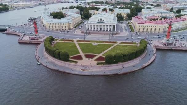 Luchtvlucht boven het prachtige Sint-Petersburg Rusland 114 — Stockvideo