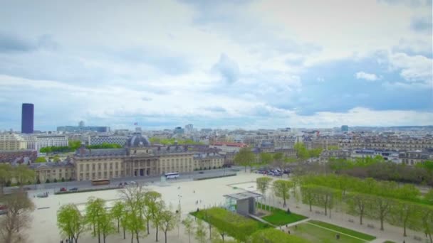 Voo sobre Paris com vista para a cidade 3 — Vídeo de Stock