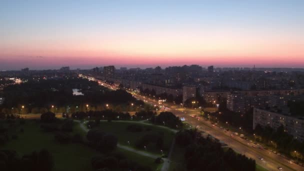 Vue de dessus d'une nuit blanche à Saint-Pétersbourg Russie 5 — Video