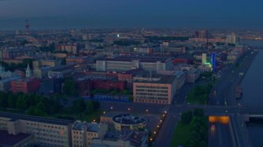 St. Petersburg Rusya 2 'de beyaz bir gecenin en güzel manzarası.