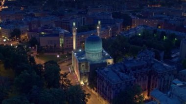 St. Petersburg Rusya 10 'da beyaz bir gecenin en güzel manzarası