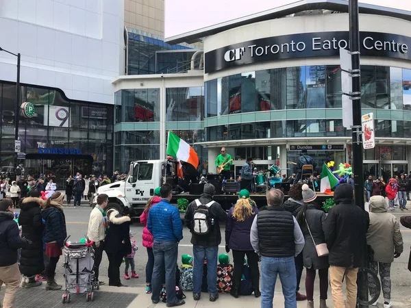 Toronto Canada March 2018 People Take Part Annual Patrick Day — Stock Photo, Image