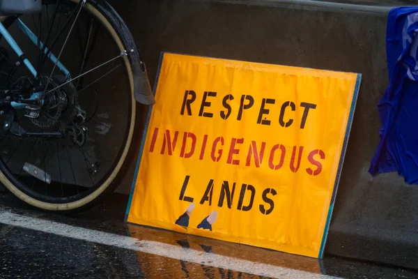 Vancouver Canada Oktober 2019 Zicht Bordje Respect Indigenous Lands Tijdens — Stockfoto