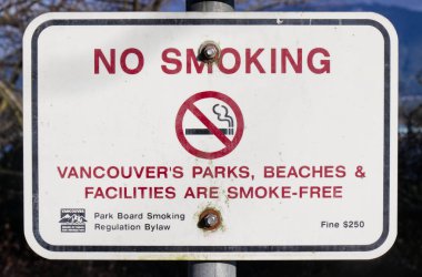 Vancouver, Kanada - 1 Ocak 2020: Stanley Park 'taki Vancouver Limanı yakınlarındaki 