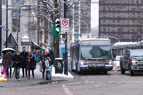 Vancouver Canada January 2020 View Pedestrian Crossing West Georgia Street — Stock Photo, Image