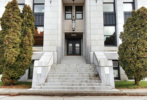 Side Entrance Vancouver City Hall Building Downtown Vancouver Sunny Day — Stock Photo, Image