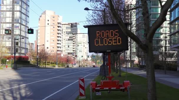 Vancouver Kanada April 2020 Över Vägskylt West Georgia Street Stanley — Stockvideo