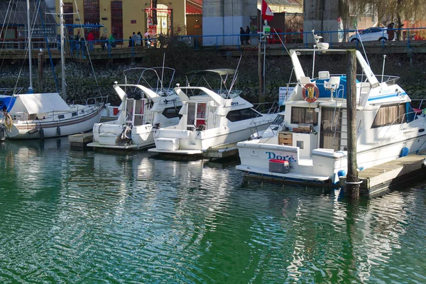 Vancouver Canadá Fevereiro 2020 Vista Doca Aluguel Barcos Perto Ilha — Fotografia de Stock