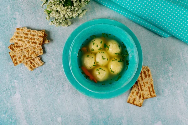 Deliciosa Sopa Bolas Matzo Con Zanahoria Pan Matzos Concepto Judío — Foto de Stock
