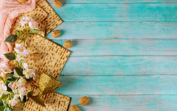 Fundo Pão Matzah Kosher Kiddush Flores Rosa Conceito Feriado Páscoa — Fotografia de Stock