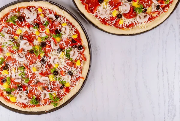 Uncooked Raw Supreme Pizza Vegetable White Background — Stock Photo, Image