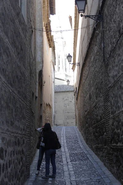 Toledo narrow street