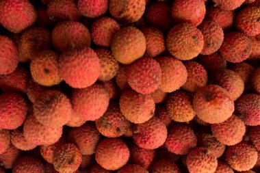 Bir sürü Lychee var. Yaklaş.