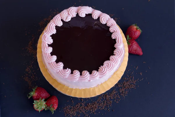 Strawberry Chocolate Cake Cover Pink Cream Fresh Strawberry Black Background — Stock Photo, Image