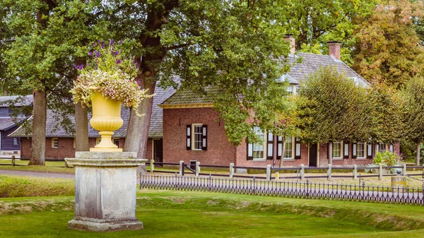 Propriedade e castelo Twickel em Delden Holanda — Fotografia de Stock