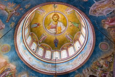 Patras, Yunanistan - 16 Şubat 2016: İç Saint Andrew Bazilikası