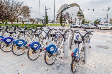 Valencia, İspanya - 01 Aralık 2016: Genel şehir Bisikletleri Valencia