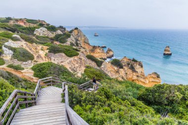 Camilo, Lagos, Algarve Portekiz yakınındaki do idyllic beach Praia
