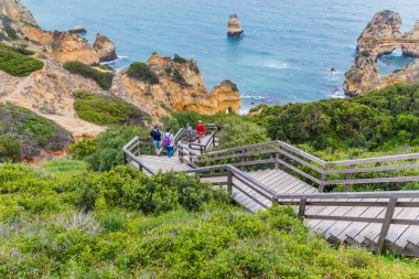 Camilo, Lagos, Algarve Portekiz yakınındaki do idyllic beach Praia