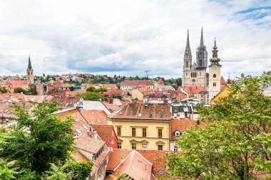 Cityscape Zagreb Katedrali ve Saint Mark Kilisesi, sermaye ile