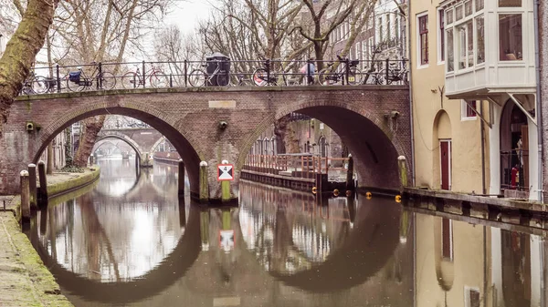 オランダ、ユトレヒトの古い橋 — ストック写真