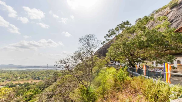 Tapınak Dambulla, Sri Lanka'da karmaşık mağara